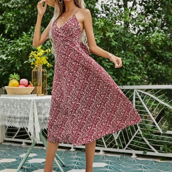 Tie Back Daisy Floral Print Cami Dress - Picture 3 of 3